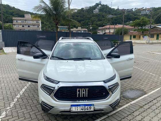 FIAT TORO 2.0 16V TURBO DIESEL VOLCANO 4WD AT9